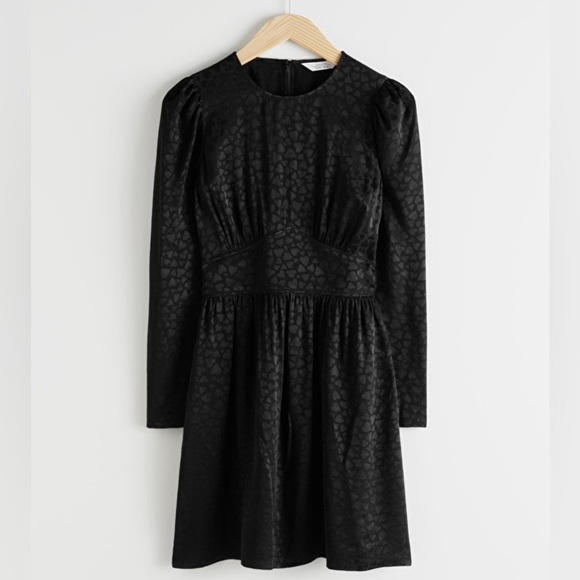 & Other Stories Triangle Bodice Ruffled Mini Dress Black Heart Print Size 8 - Picture 2 of 11